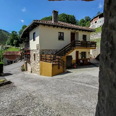 Balcones De Nieda 1 Country house Cangas de Onis